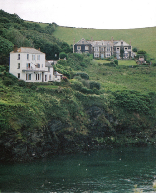 brutalgeneration:  good houses (by franceskar) 