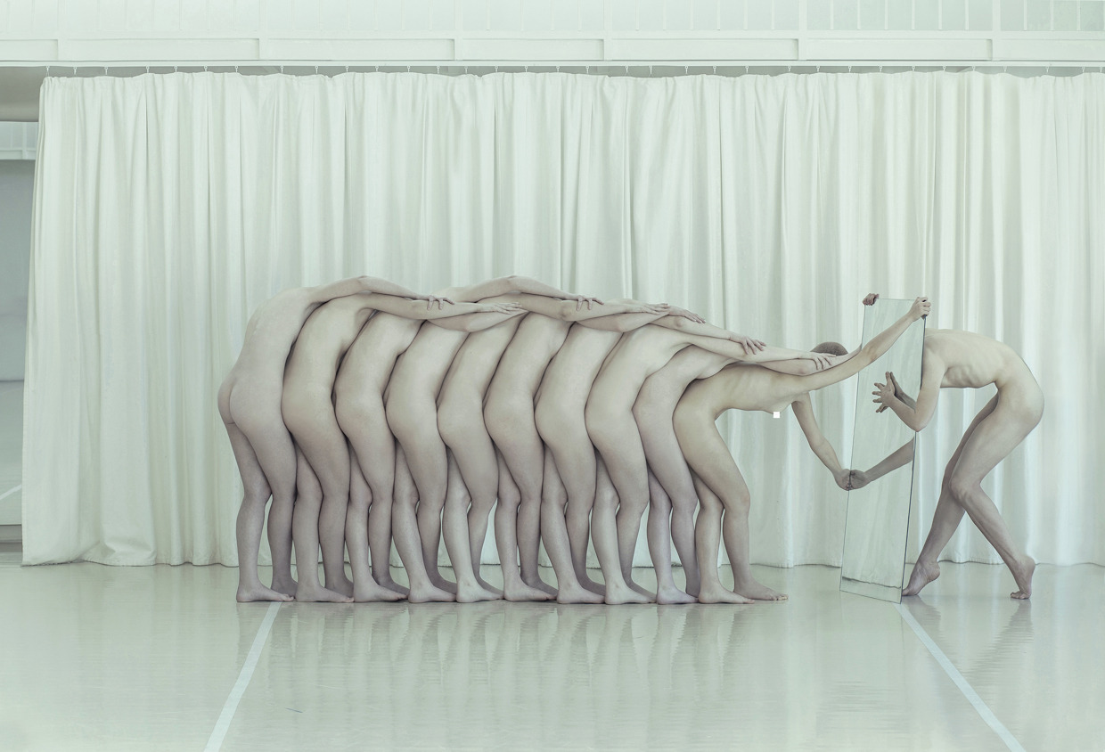 devidsketchbook:  EVELYN BENCICOVA PHOTOGRAPHY Photography and art direction: Evelyn