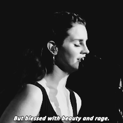 only-lana-del-rey:    Click here to see more pictures about Lana Del Rey + sad black