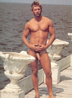 vintagemaleerotica:  Tom Harting, by Honcho1981 This is the exception to the rule that you will not find pics here taken after 1975. But I think that Tom Harting fits perfectly on my blog. 