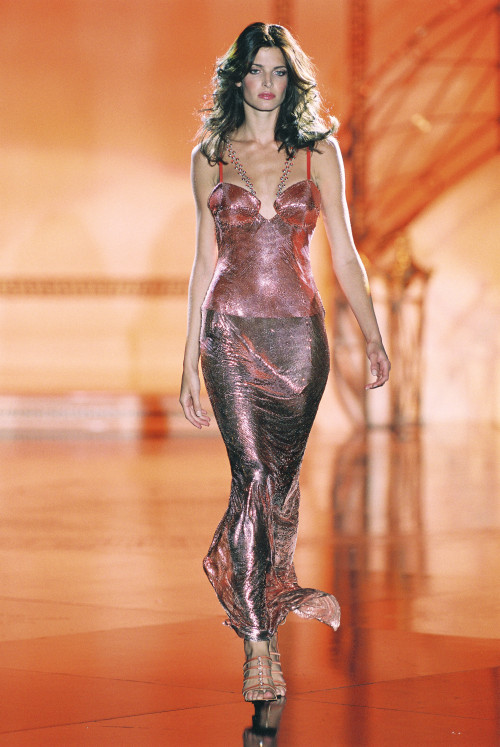 arianavscouturevault:Gianni Versace Haute Couture Fall/Winter 1994.Model: Stephanie Seymour