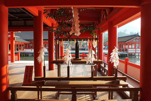 artofprayer-blog:Main Shrine, Itsukushima Shinto Shrine