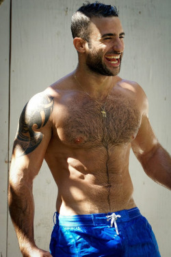 horny-dude:  dat smile!  