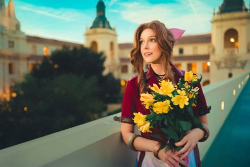 Final Fantasy VII Remake Cosplay by Briana White (Aerith&rsquo;s Voice Actor)