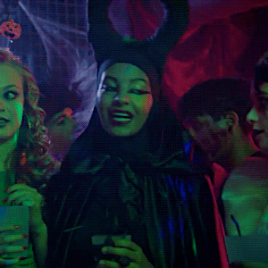 norwaydumpsterfireremakes:Alt Er Halloween Week: Favorite Halloween CostumeAmira as Maleficent 