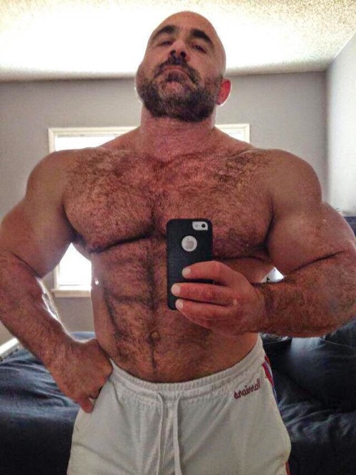 Follow the wide range of men to fit your like(s):www.tumblr.com/blog/nudemaleselfie (nude gu