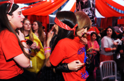 swiftnetwork:After the show it's like this party with me & my fans.