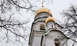 travelingcolors:  The Domes of Holy Russia,