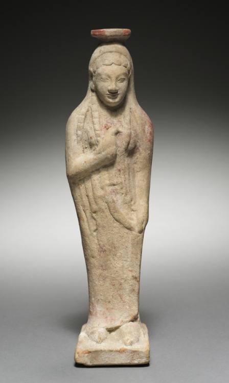 cma-greek-roman-art:Kore Holding a Dove, 525, Cleveland Museum of Art: Greek and Roman ArtSize: Over