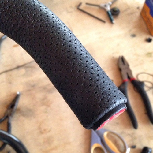 vidyagameher: unprofessional-cyclist: I discovered stitching leather bar tape isn’t much different