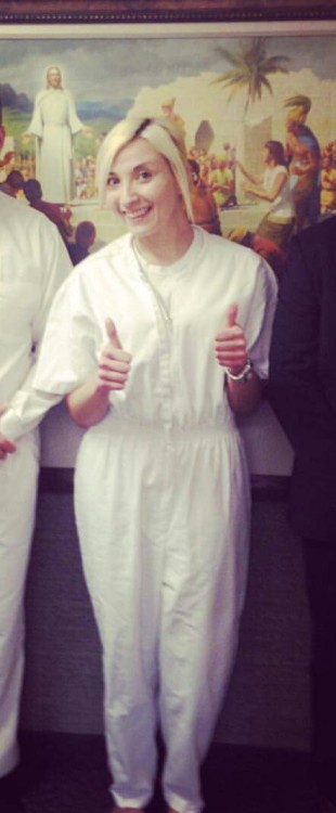 dylan232: Looks like the same sister I think what do you think?