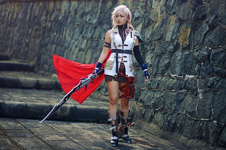 cosplay-gamers:  Final Fantasy XIII - Lightning Cosplay by Rainer Photography by