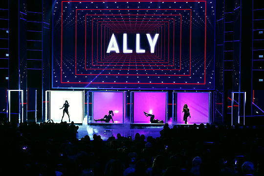 music-daily: Fifth Harmony performs onstage during the People’s Choice Awards 2017
