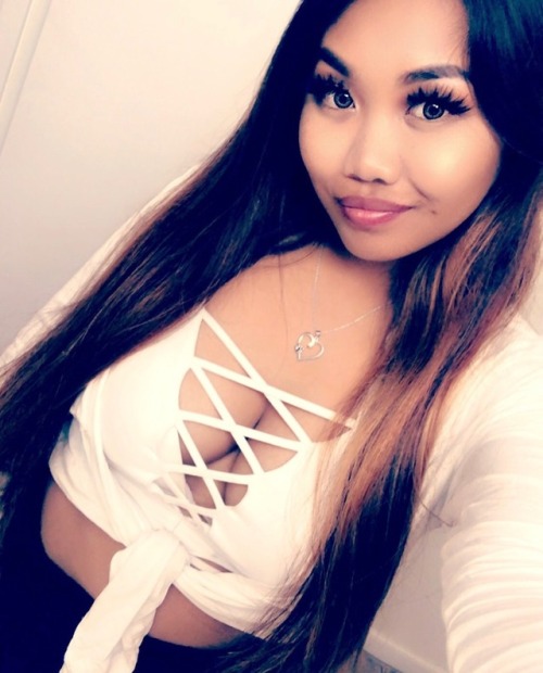 hammahyuu: Damm, Anything On This Slut!??