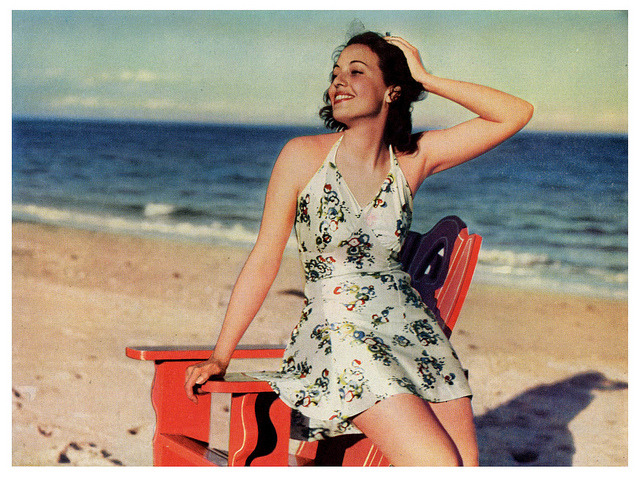 ai55:  Happy Days With Your Cine Kodak by paul.malon on Flickr. 