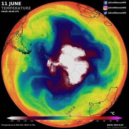 mapsontheweb:  Antarctica is ridiculously cold right now.  It is deep winter down there with the relentless night. But it is significantly colder than normal.  It is so cold, it is having an impact on the global temperature anomaly.by @ScottDuncanWX