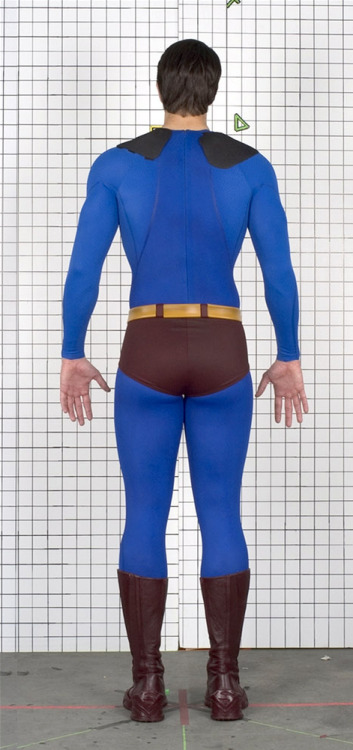 superrouth:Turnaround view of Superman, Brandon Routh