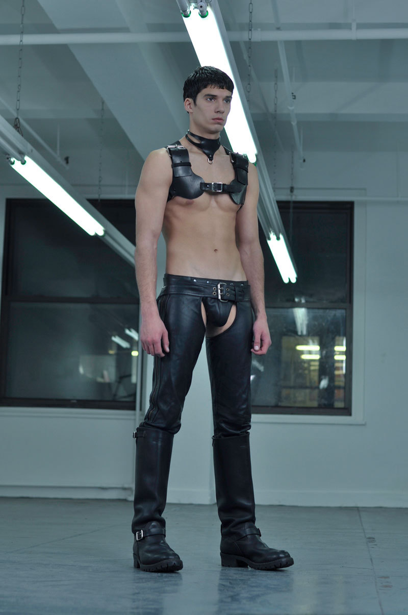 grabyourankles:  Model wears Zana Bayne 