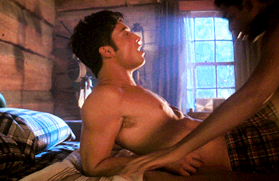 d1479bb26e1a92e523646a5422910e5913cf0d58.gifv