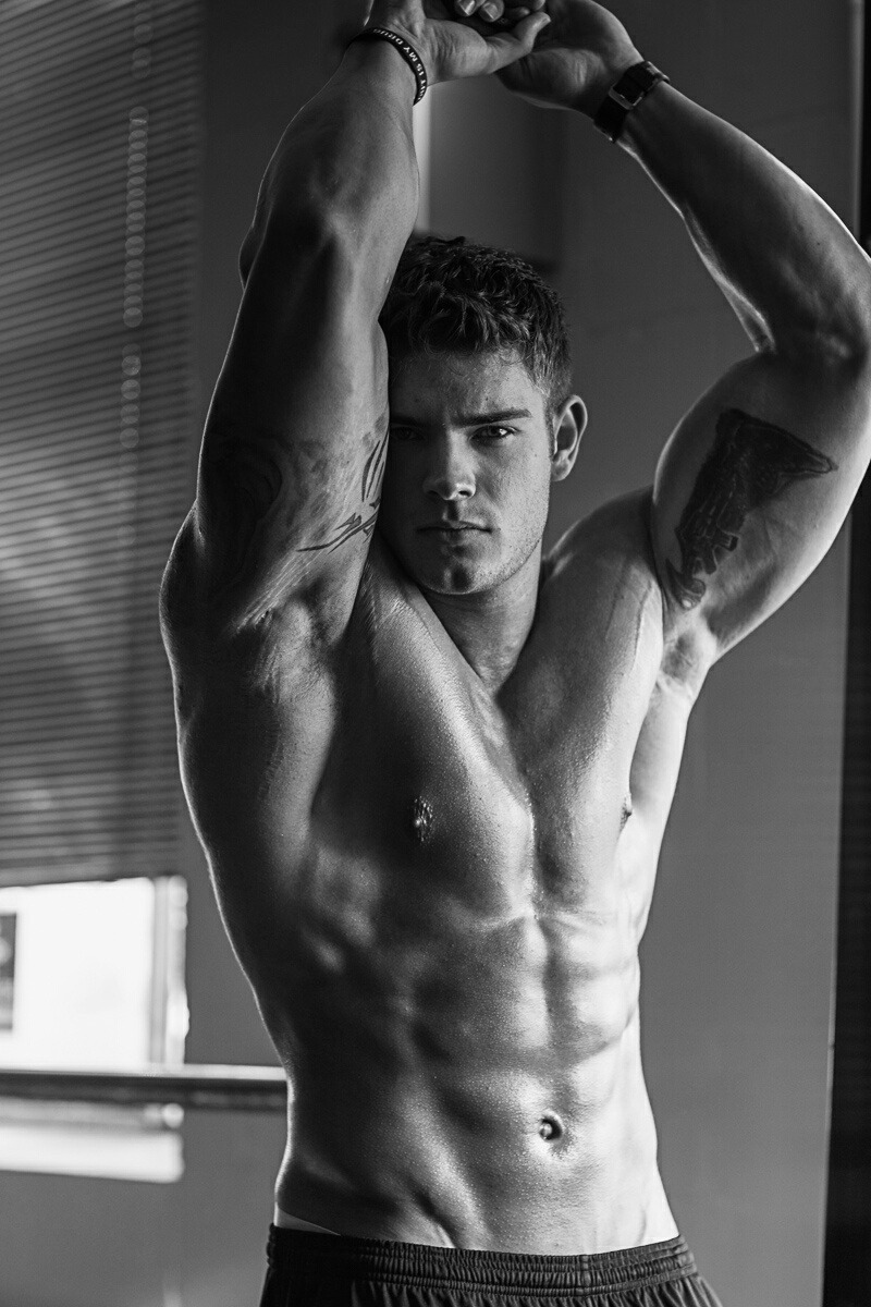 guyhunterbh:  http://guyhunterbh.tumblr.com/archive 