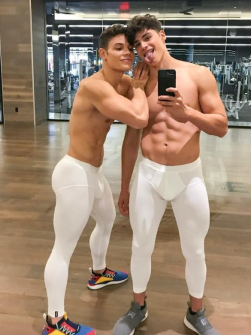 tightus62:White gym tights 