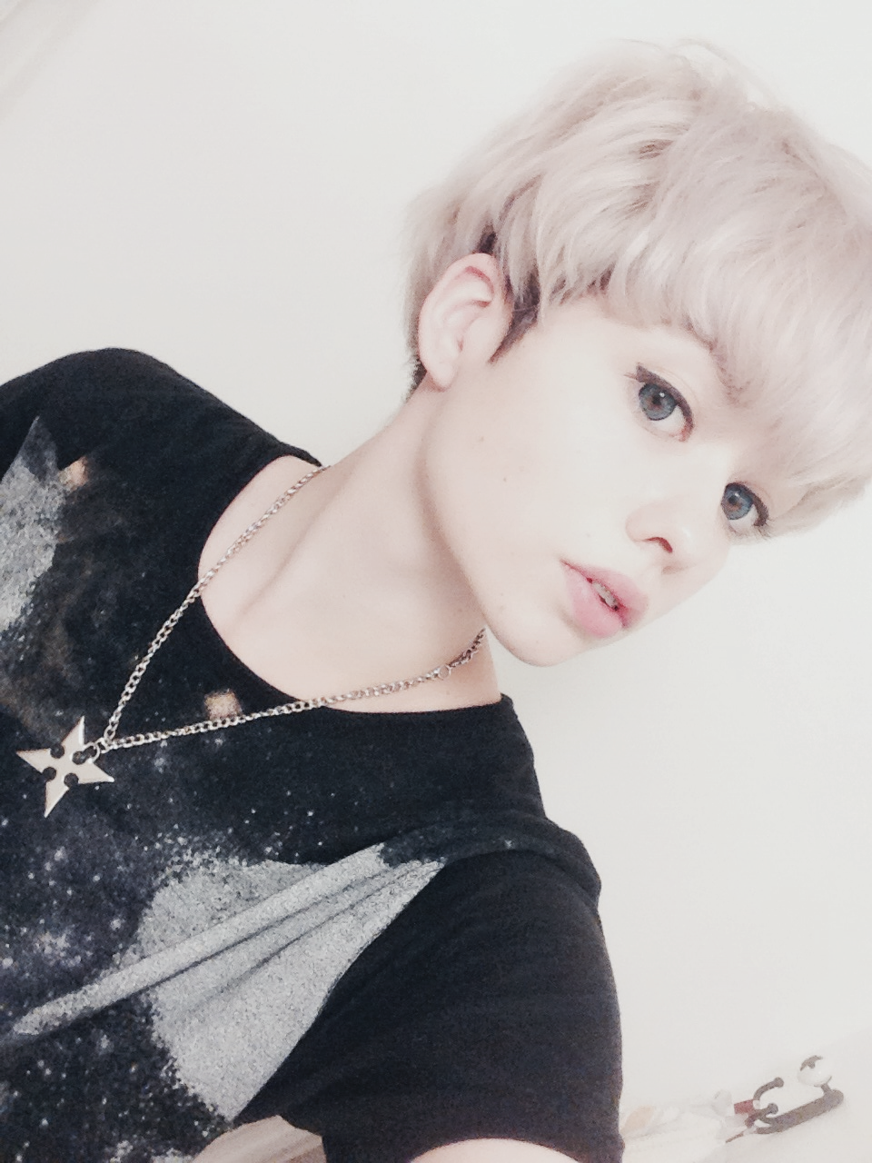 earthiling:  Soo.. About me looking cute today 👽 