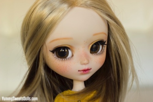 Honey Tuile by Yummy Sweets Dolls