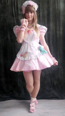 ppsperv: unicorn-princess14: Photo shoot for MARSHMALLOW DREAMS MAID CAFE! It was a great day! Vlogs coming soon! ❤Pretty Pink Sissy❤ 