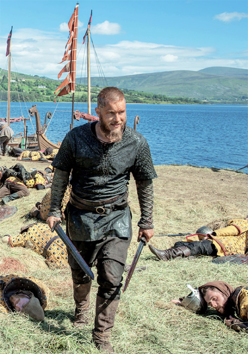 ♚Ragnar Lothbrok | Season 3  | Episode 1