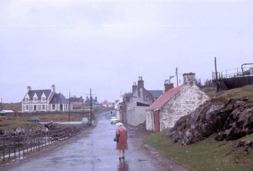 fifties-sixties-everyday-life:Lochboisdale, Scotland, 1969.