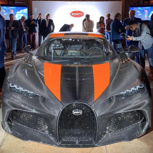 carspotdx: Bugatti ChironSource: reddit