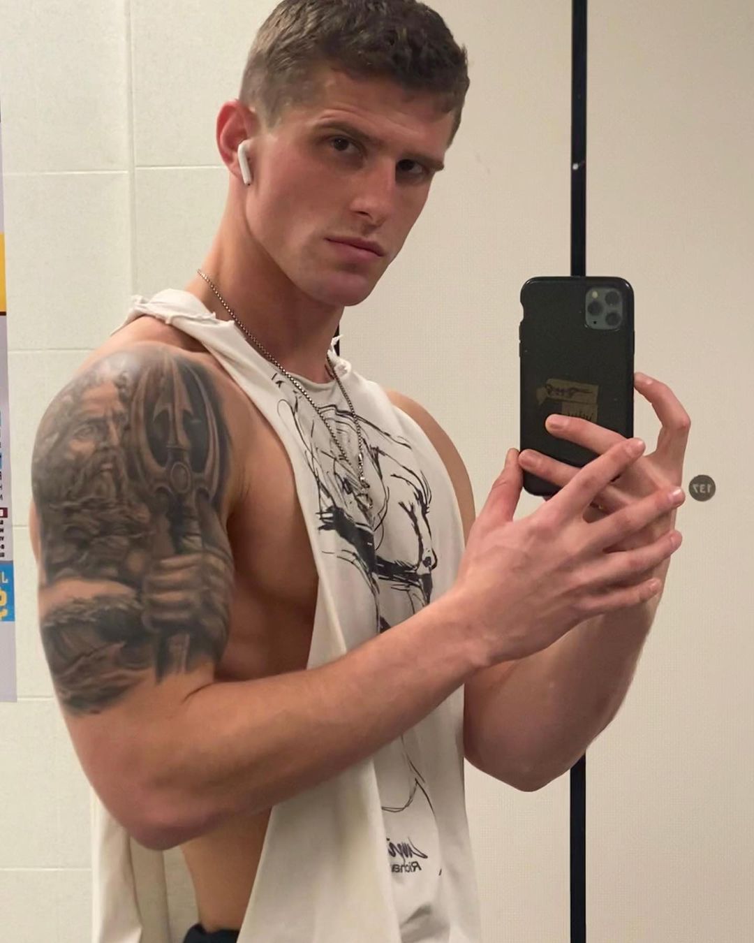 MATTHEW VAN DE SANDE on Tumblr