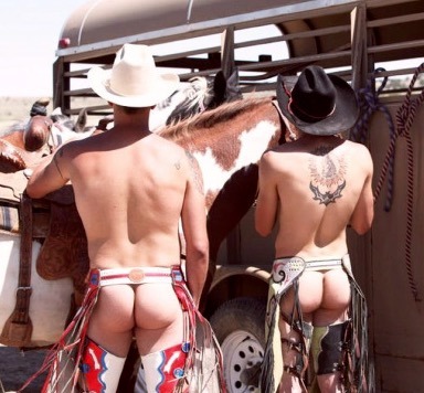 XXX phd-bullrider:  Now this is bare back riding! photo