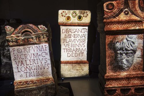 blueiskewl:Roman Altars Reveal Their True Colors Seven Roman altars at the Great North Museum: Hanco