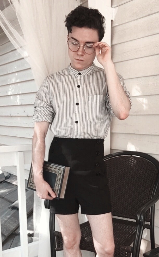 Featured image of post Dark Academia Aesthetic Outfits Male / Hi:) what do you like the most writing poetry or reading books?