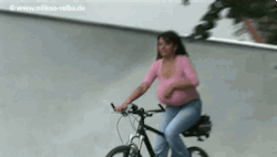 https://69.media.tumblr.com/7bc5864ec94e243e4708905a71041618/tumblr_o8r4w9HoUa1somxnzo1_400.gif