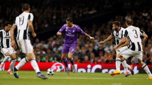 CR7 El portugues dispara al arco y convierte el 1 a 0 del Real Madrid vs Juventus en la gran final d