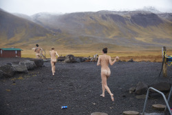 naktivated:  pascalshirley:  Iceland   Fun