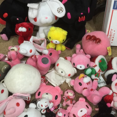 derpola:  Gloomy bear / All Purpose Rabbit fans anyone? All for sale XD Send inquires to Alpacasso@live.com PayPal only please & thank you! Shipping worldwide :D 