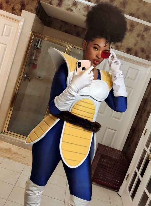 while looking up dragon ball Z scouter picks I came across a lot of cute girls cosplaying as Vegeta.