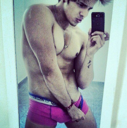 Coshito Hermoxo Sexoso *Q*