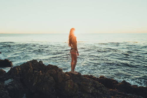 Anna letting the California sunset wash over her for the first time.Palos Verdes, CA. November 2017.