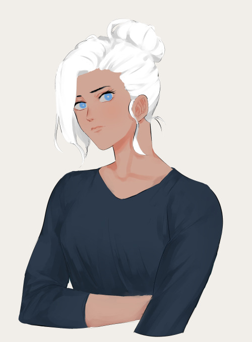 p0ssmz:winters eyebrows r black…..so………….she dyes her hair yes YE