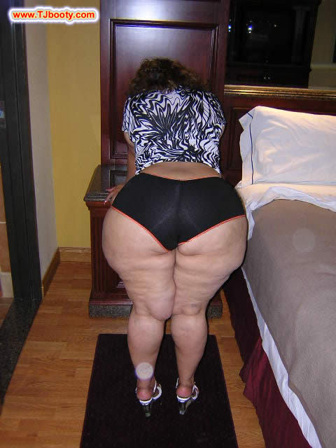 bbwbootycellulite:  Maria Mega Butt