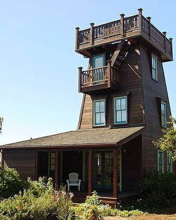 househunting:  $825/1 br watertower Eugene, OR  I wanna live in this!