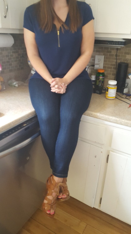 My pretty wifes beautiful feet and sexy curves just sitting up on the counter.please comment