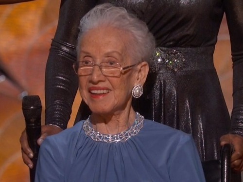 weavemama:It took 40 years for Katherine Johnson to finally get the recognition she deserves…….