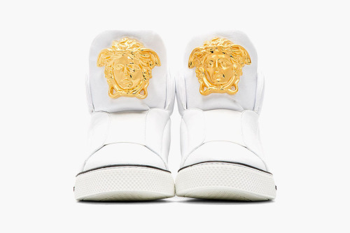 Versace Medusa op Sneakers&hellip; Price Tag $1,150 -Everydayisfashioneweek-