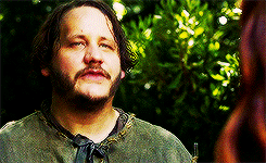 alayneestone:There are gods, she told herself, and there are true knights too. All the stories can’t