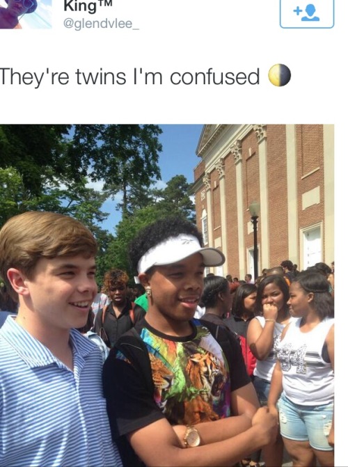 bxtchpleaase:  r-re:  Wow  The guy in the back looks confused too    Except for skin tone and hair they look just alike. 